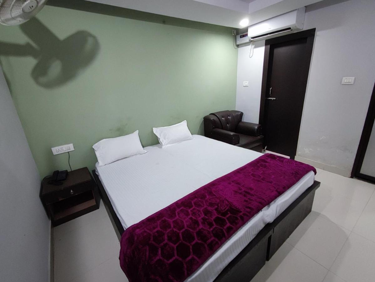 Hotel Kanha Shyam Madhubani Dış mekan fotoğraf