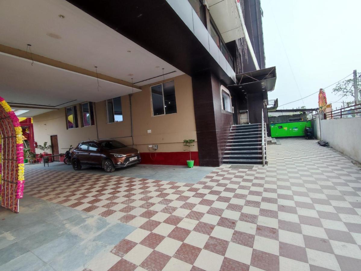 Hotel Kanha Shyam Madhubani Dış mekan fotoğraf