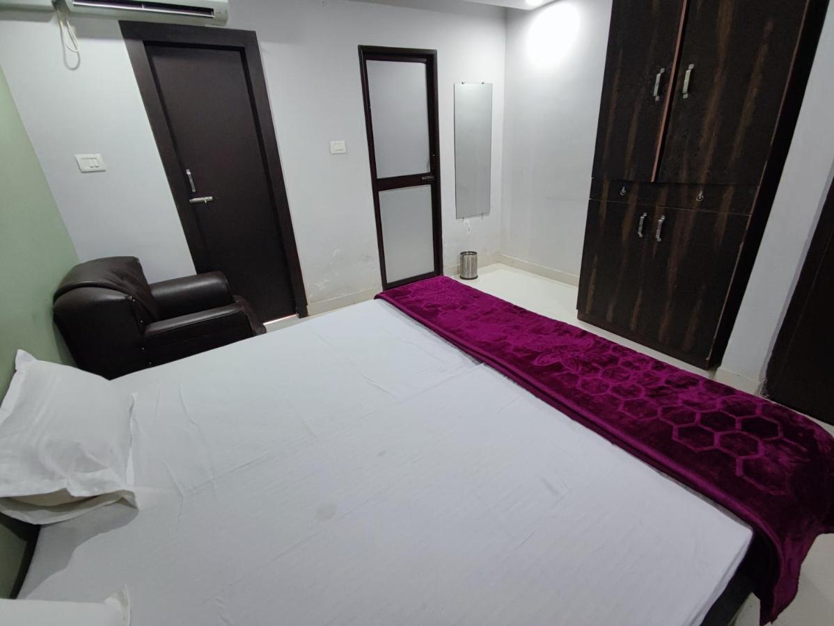 Hotel Kanha Shyam Madhubani Dış mekan fotoğraf