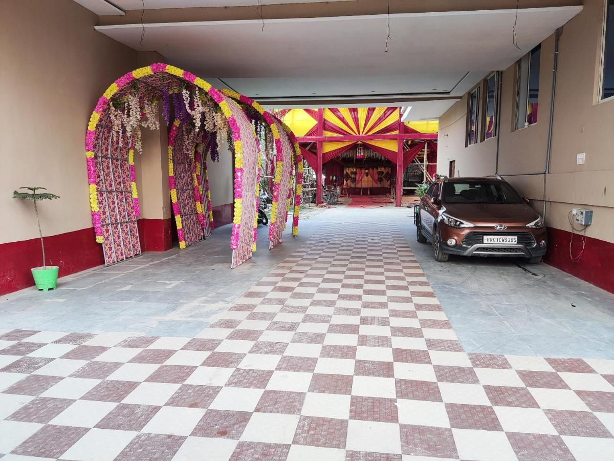 Hotel Kanha Shyam Madhubani Dış mekan fotoğraf